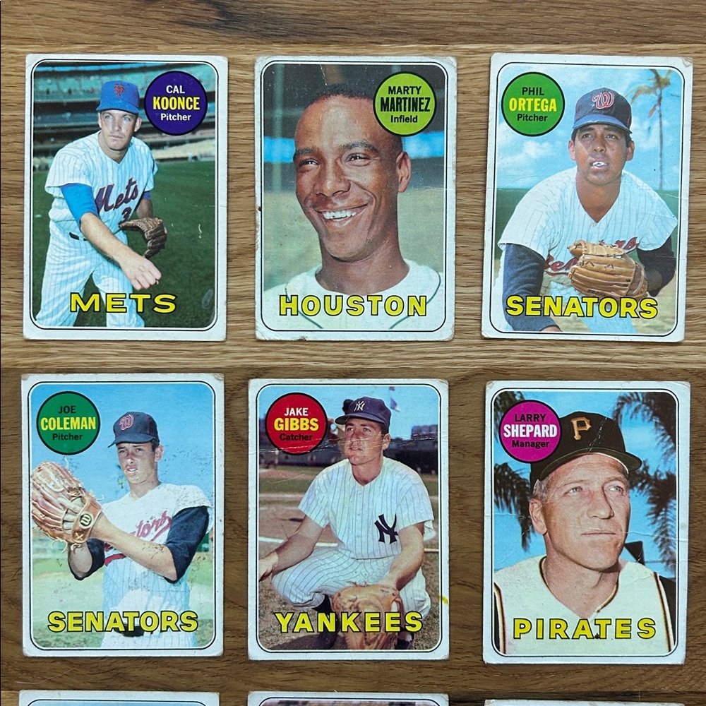 Vintage 1969 Topps Baseball Trading Cards Collection - Picture 3 of 8